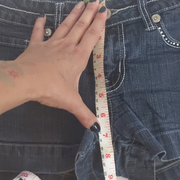 Jean shorts - Picture 2 of 5